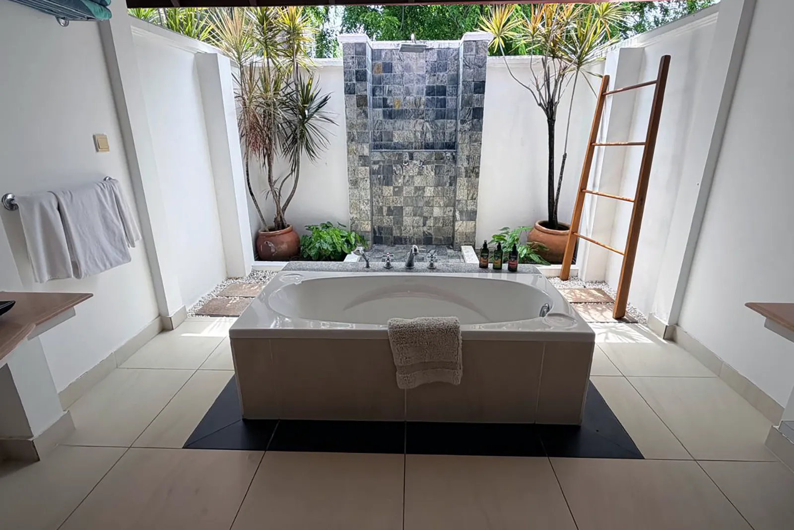 Large bathroom in our room at Niva Kurumba Maldives